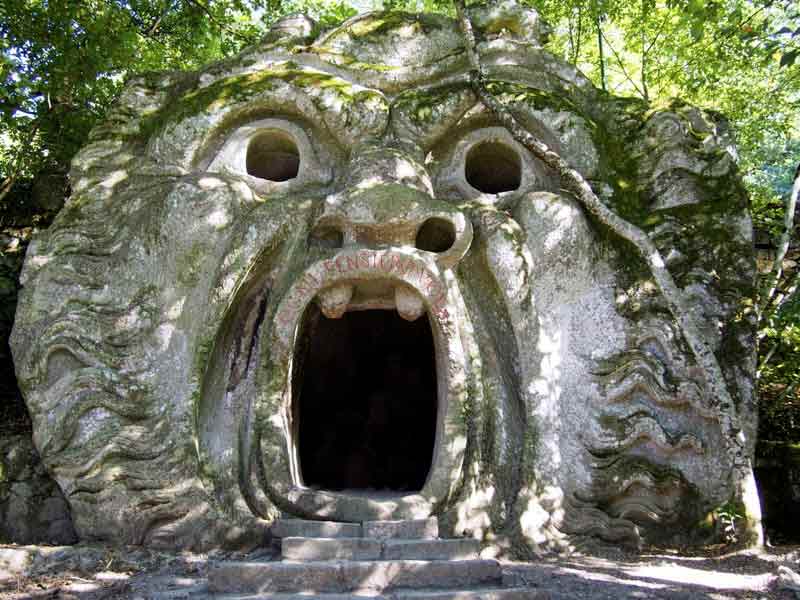 Tour_bomarzo_cabroma